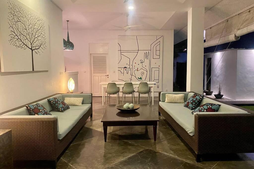 Villa Lola Seminyak  Exterior photo